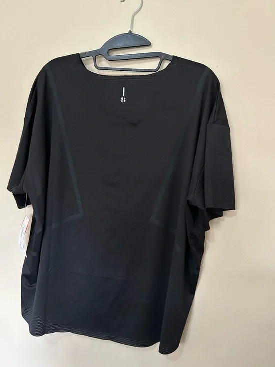 NWT Sports Illustrated Women’s Mesh Active Tee | XXL | MSRP $44 - Picture 6 of 6